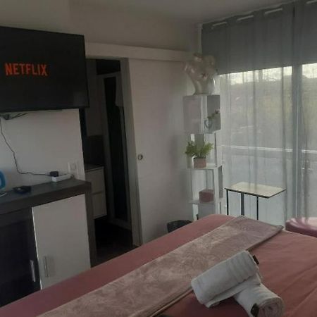 Love Room Seduction Tremblay-en-France Exterior photo